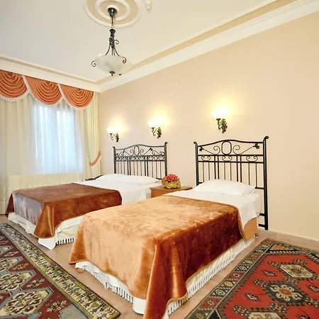 Side 2* Provincia di Istanbul